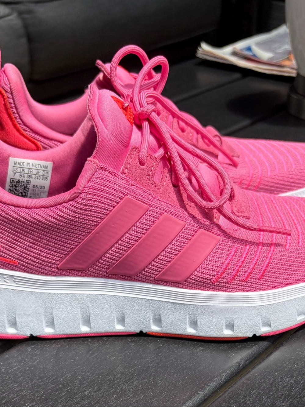 Adidas - Size 7